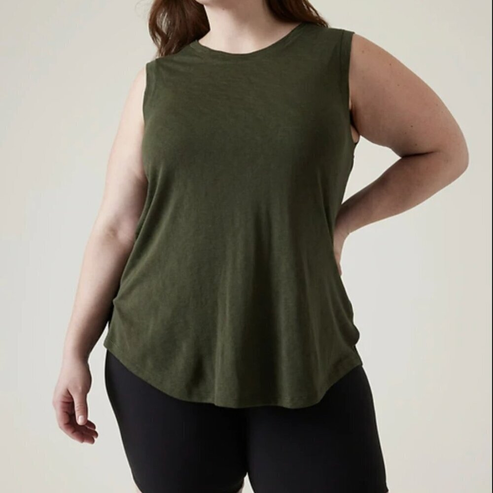 Athleta Sleeveless Breezy Crew Neck Flowy Lightweight Tank Top Olive Green, 1X